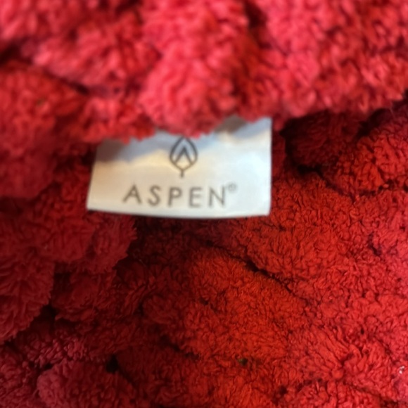 Holiday Christmas Tree Skirt - Picture 7 of 8